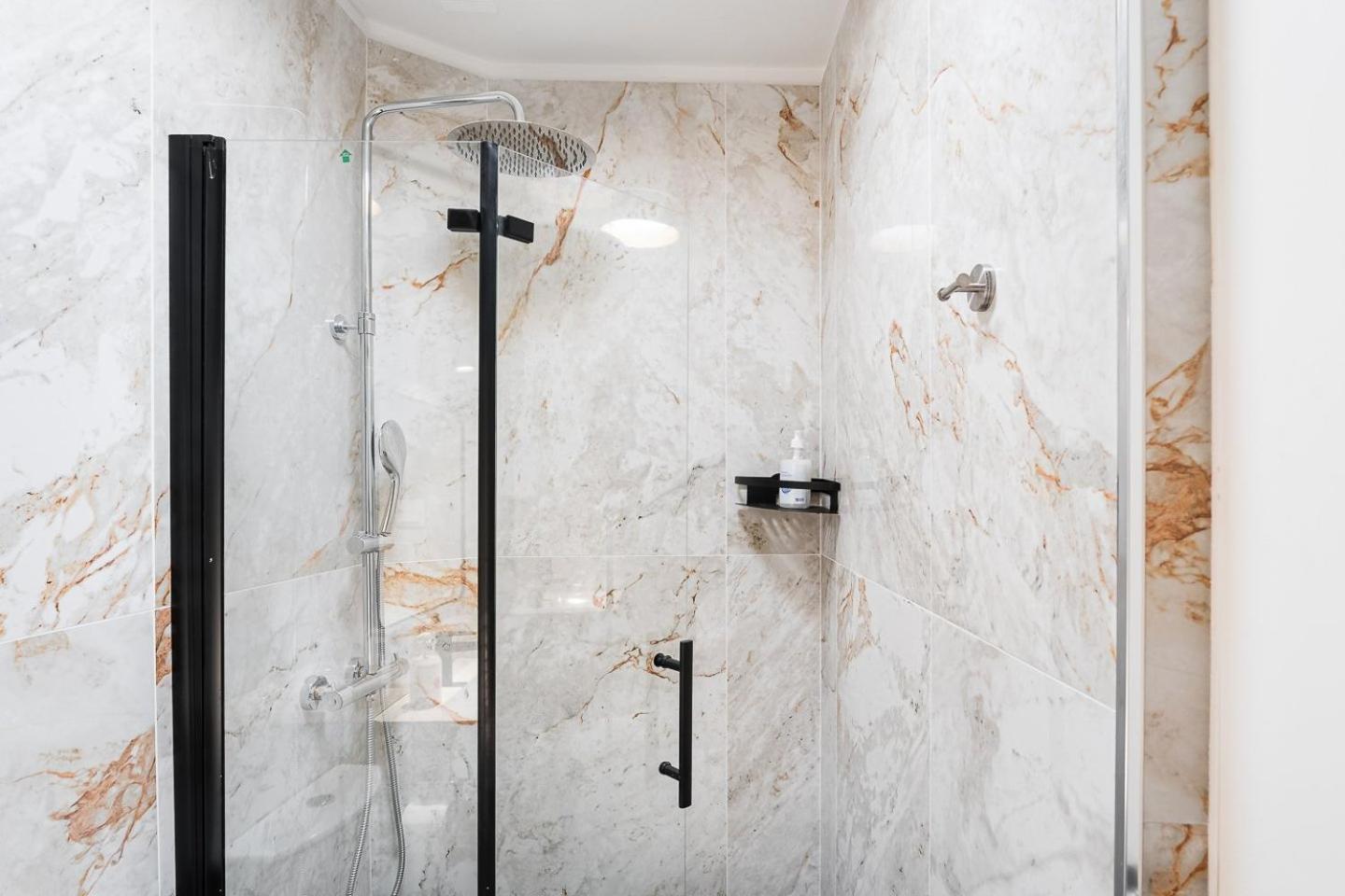 Guestready - Serene Hideout In Downtown Porto Exterior foto